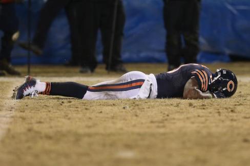 hi-res-459739533-brandon-marshall-of-the-chicago-bears-lays-on-the_crop_north